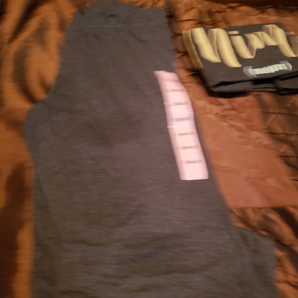 Pajamas - Picture 2 of 7